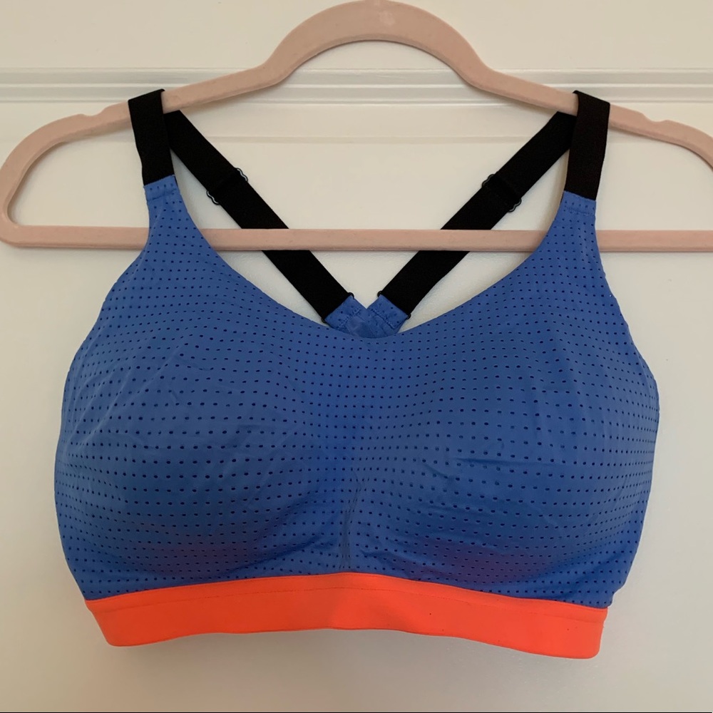 Victoria’s Secret Sports Bra - 36C